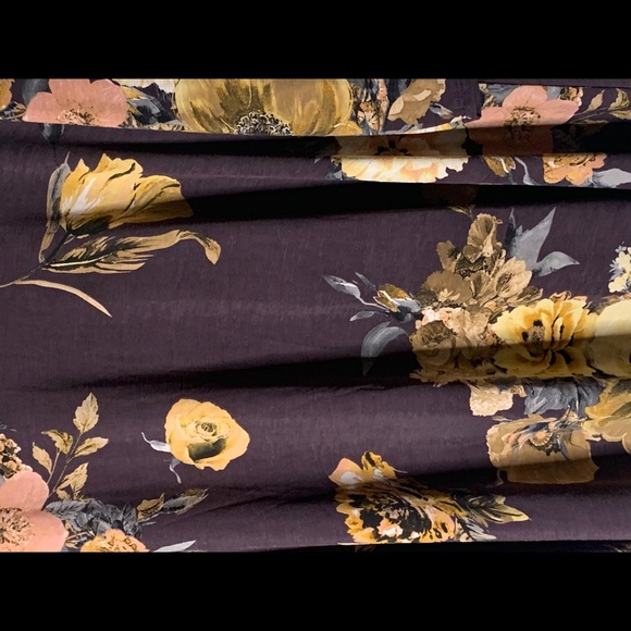 The Greek Blouse (Stretchy) - Picture 3 of 3